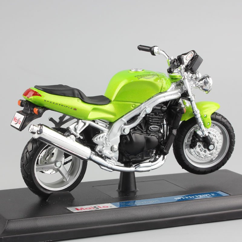 Figure Series: TRIUMPH 900 Speed Triple figurine moto en résine