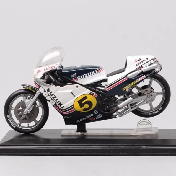 Motorcycle Diecast Italeri Suzuki RG500
