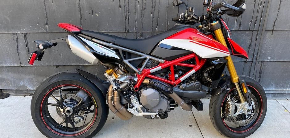 DucatiMotard950 , AliWheels