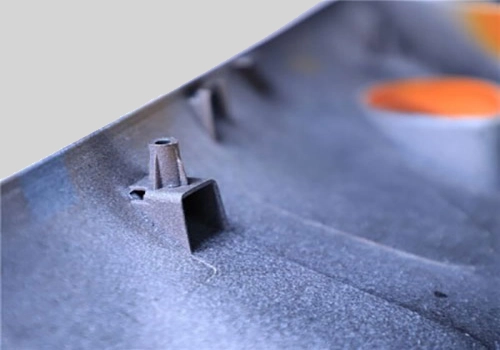 INJECTION MOULDING