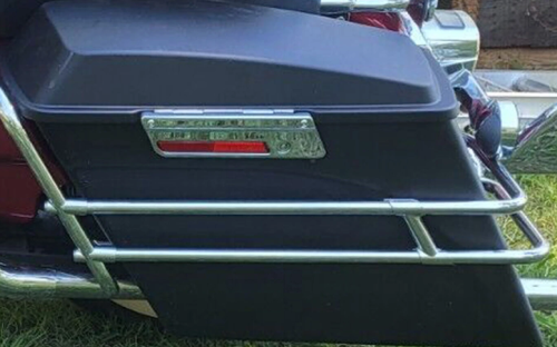 Harley-Davidson Electra Glide Ultra Classic Screamin Eagle Anniversary FLHTCUSE3 Saddlebag Guard Rail Bracket 2008