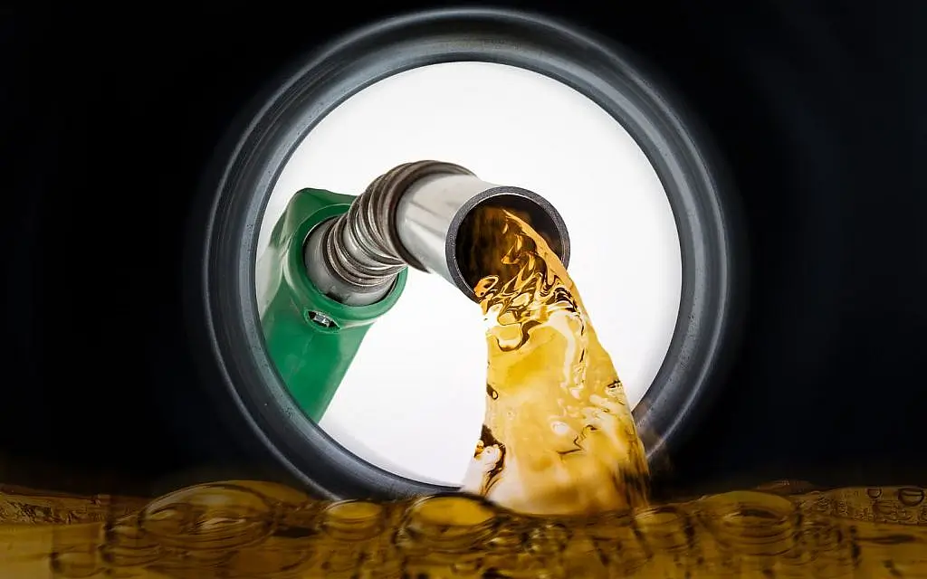 Overfilling the Fuel Tank