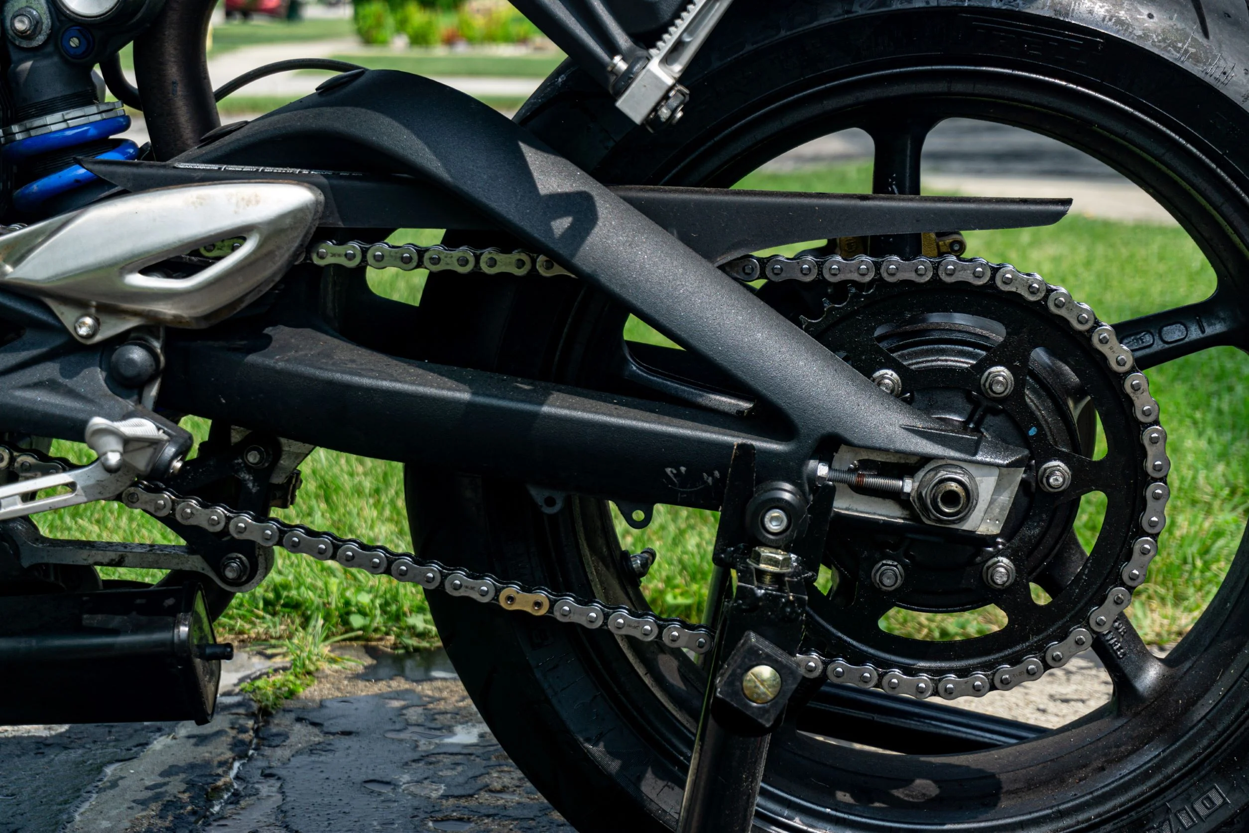 Motorcycle Chain Stretch vs Sprocket Wear: What Riders Get Wrong