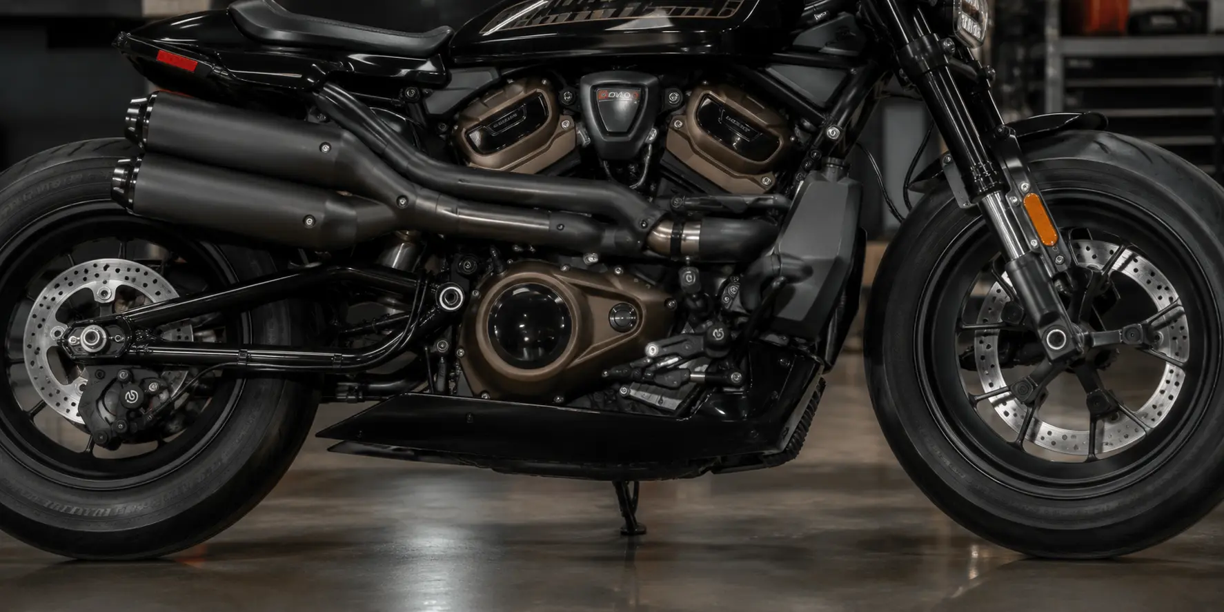 Harley RH1250S stock brake system and dual front rotors.