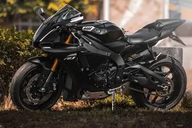 Yamaha R1