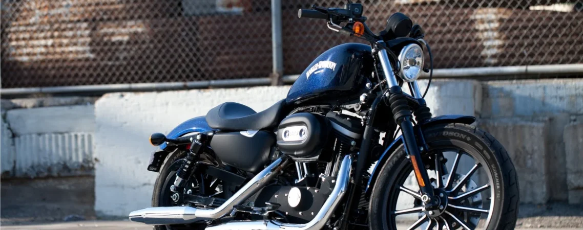 Harley Iron 883