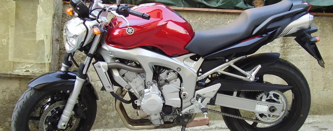 Yamaha FZ6